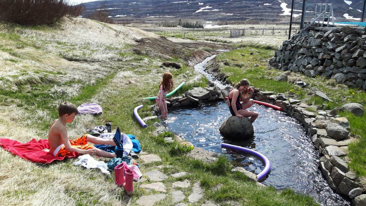 Hvammur 2 Bjarg With Private Hot Tub Drangsnes Dış mekan fotoğraf